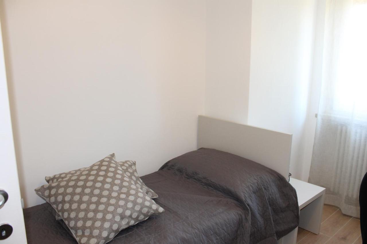 Poggio Di Pastrengo Apartment Bagian luar foto