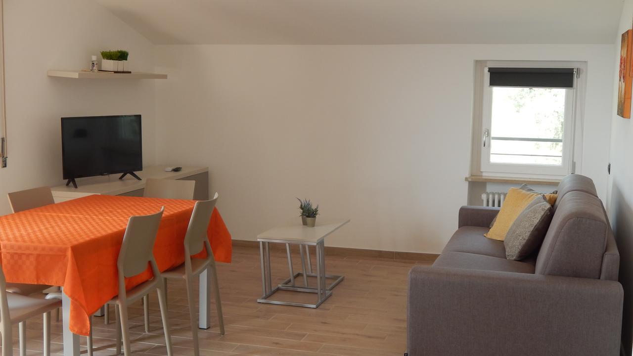 Poggio Di Pastrengo Apartment Bagian luar foto